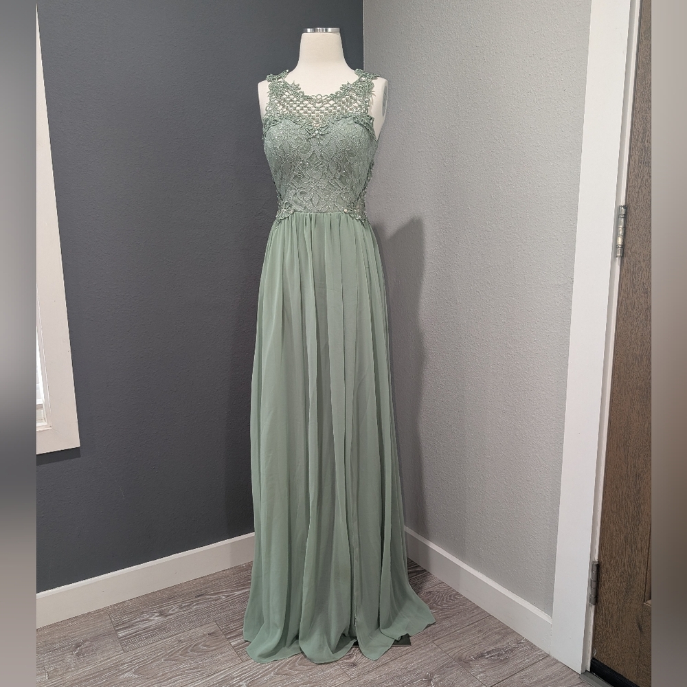 Sage Green Lace Embroidered Formal Gown - Rhinestone Lattice Bodice Size M